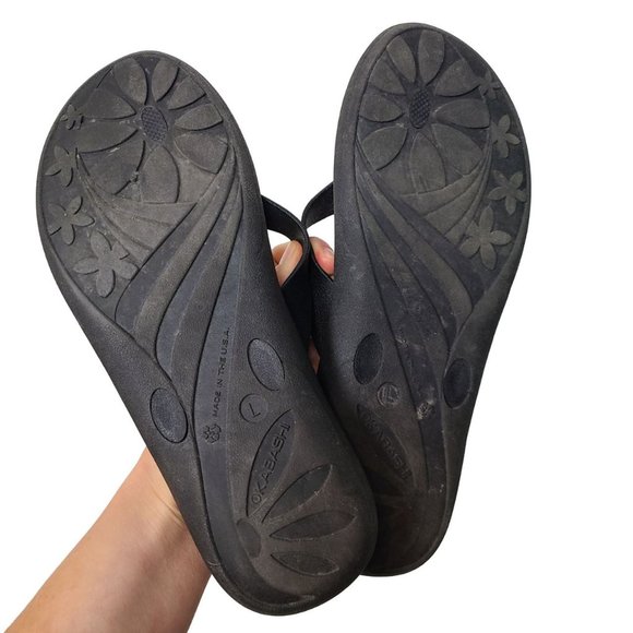Okabashi Womens L Black Rubber Slip On Flip Flops Thongs Sandals Casual Summer - Picture 6 of 7